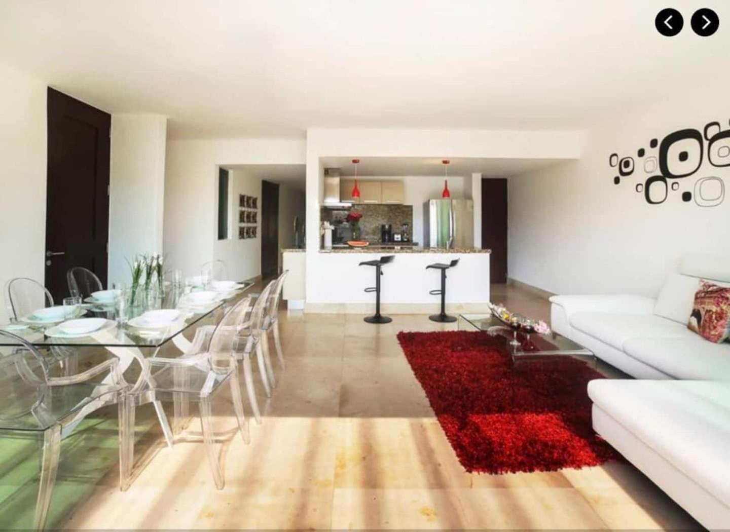 Luxurious & Central Condo In Playa Steps From The Beach Playa del Carmen Szoba fotó