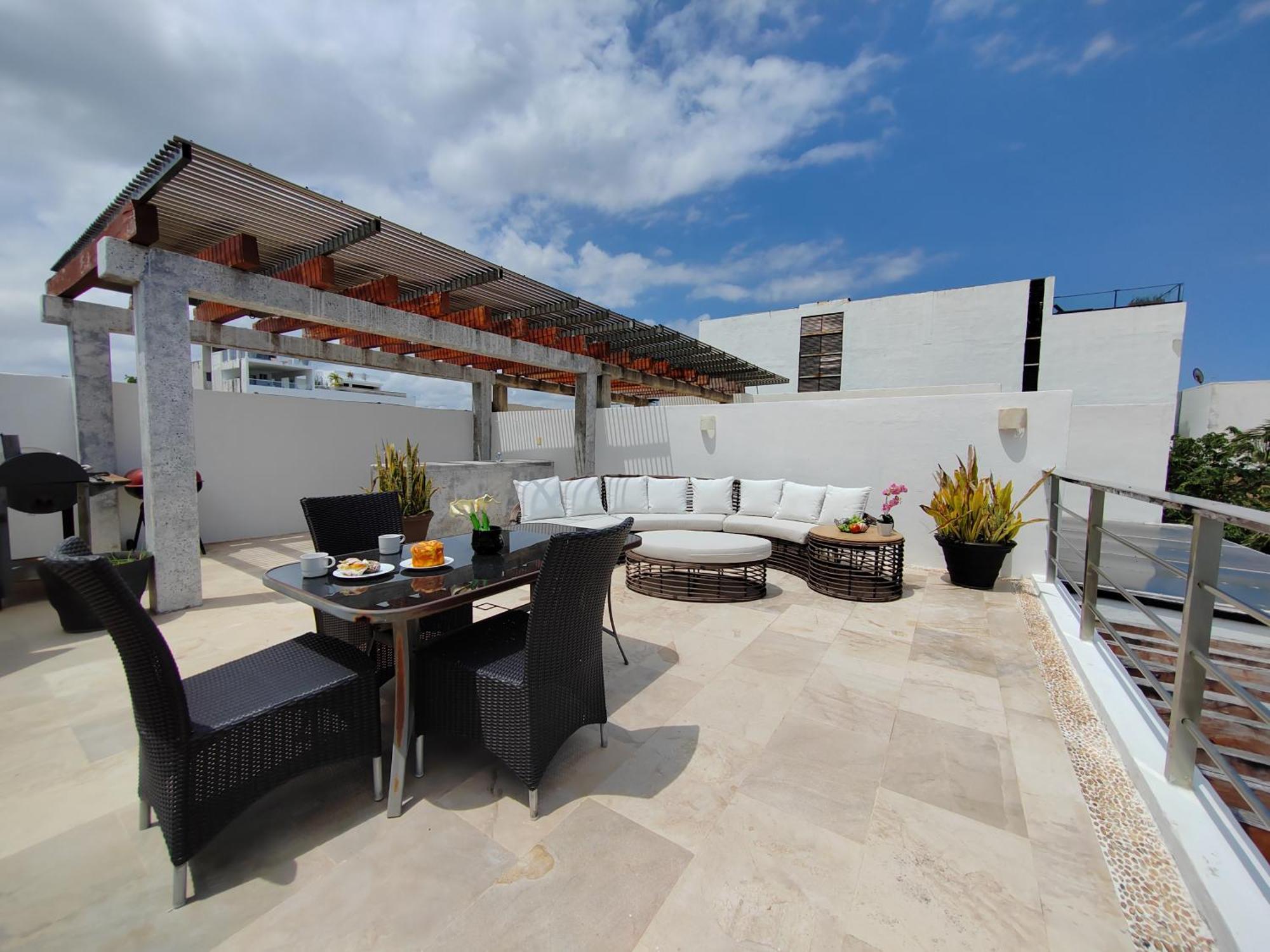 Luxurious & Central Condo In Playa Steps From The Beach Playa del Carmen Kültér fotó