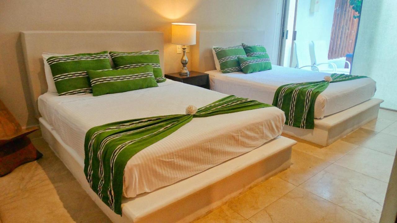Luxurious & Central Condo In Playa Steps From The Beach Playa del Carmen Kültér fotó